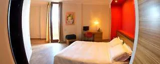 Rocce Rosse & 4*