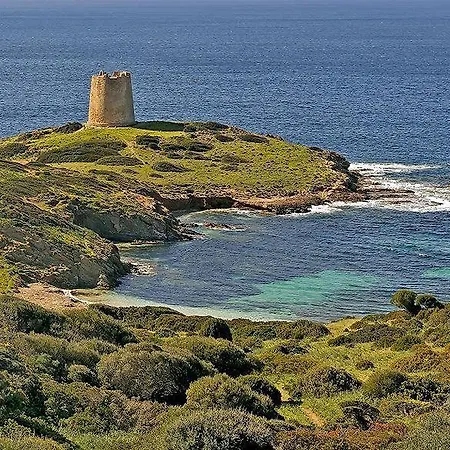 Rocce Rosse & מלון 4*