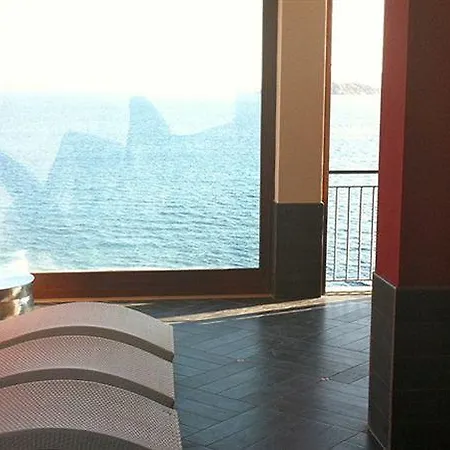 호텔 Rocce Rosse &